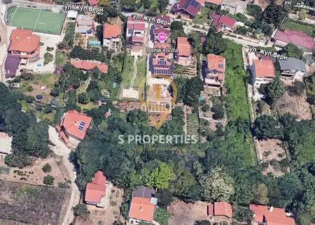 Plot in the Alen Mak area, Varna