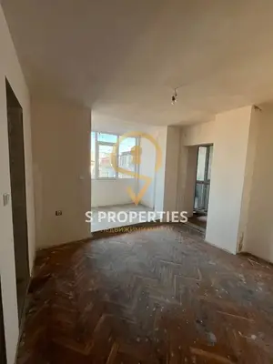 Dvustaen atuhlen Wohnung in Pobeda