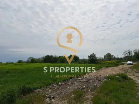 Land property in the area of Topoli village.
