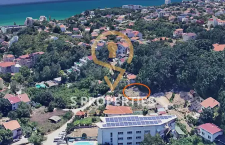 Plot in the area of Alen Mak