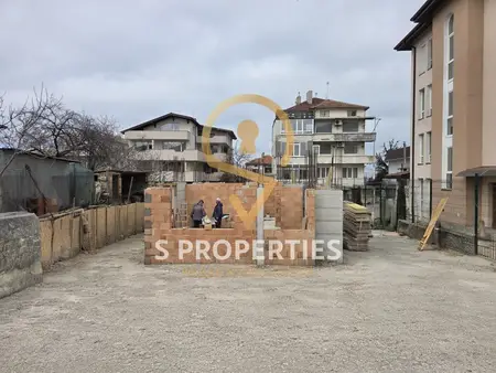 Zweizimmerwohnung Nr. 4 in einem Boutique-Gebäude vor Akt 14 mit Parkplatz im Preis enthalten