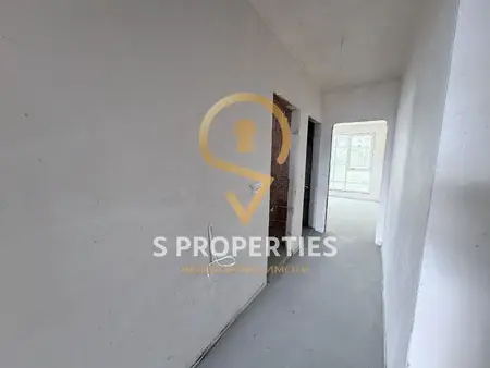 Zweizimmerwohnung in einem Gebäude vor Akt 14