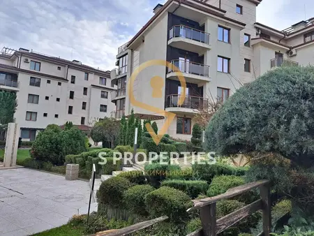 Two-bedroom apartment in a holiday complex in Shkorpilovtsi