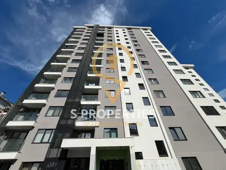 Luxuriöse Drei-Zimmer-Wohnung