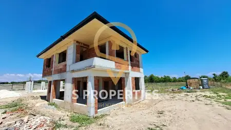Haus im Wohngebiet Rakitnika