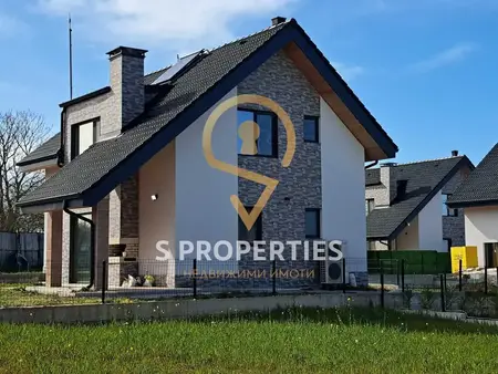 New House in Zvezditsa Village