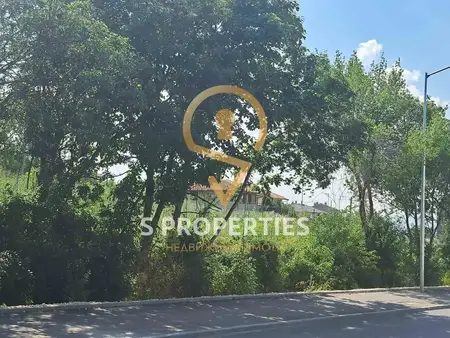 Plot in Zelenika