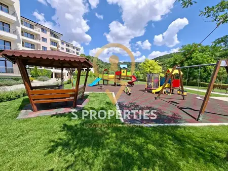 Two-Bedroom Apartment in Vinitsa