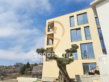 Multi-Room Apartment in Sveti Nikola